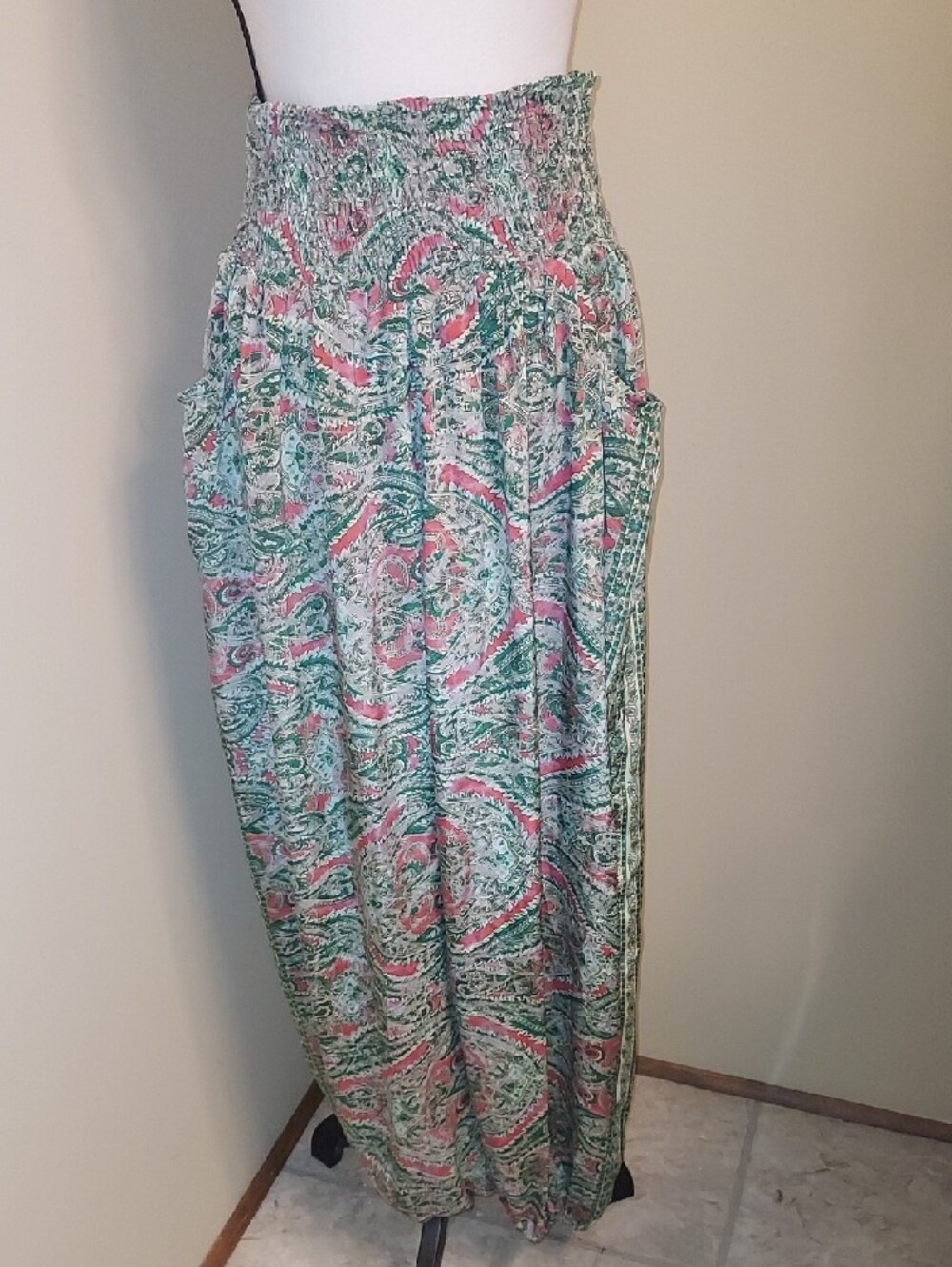 EARTHBOUND Green Floral Harem Pants